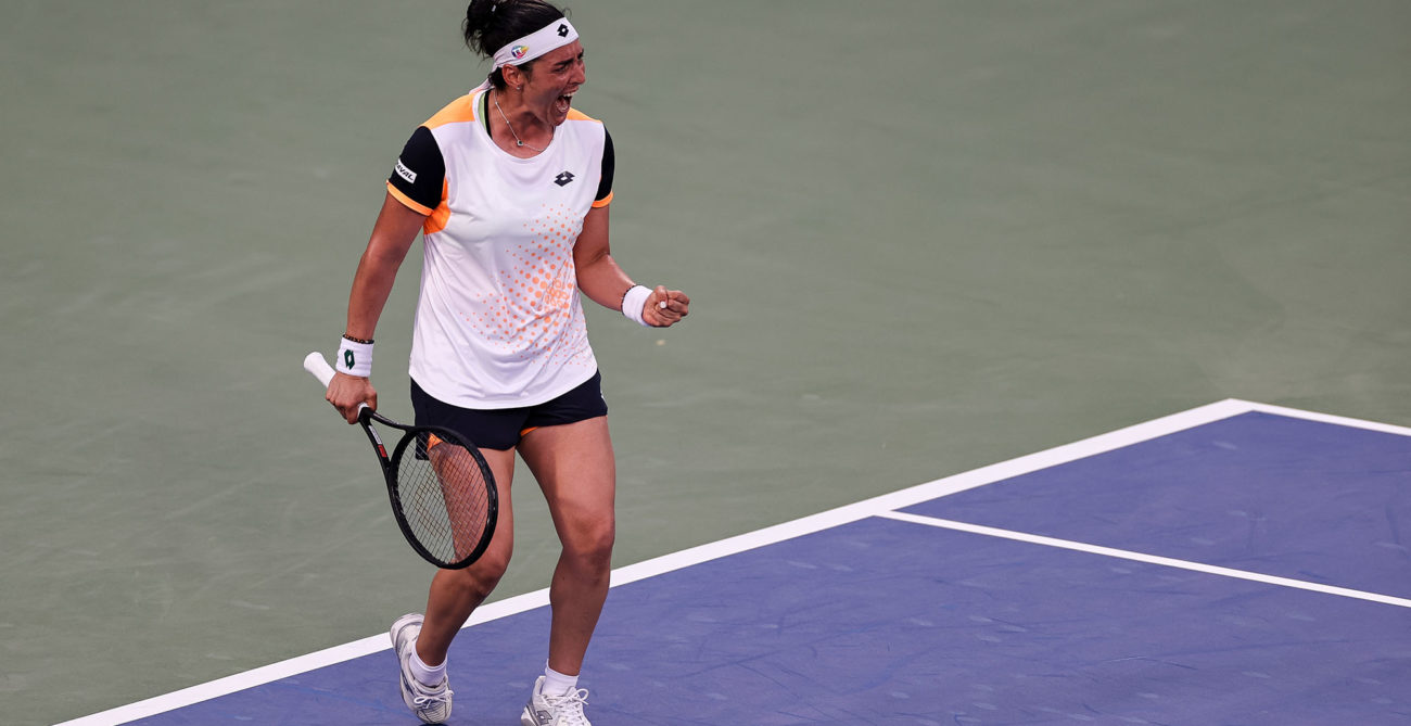 Muguruza and Jabeur edge to victory at Dubai Duty Free Tennis