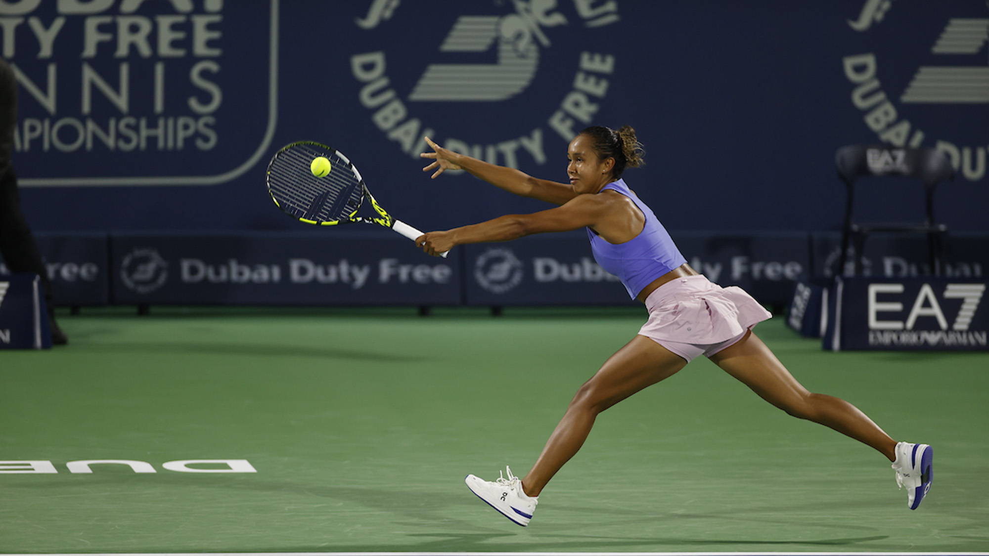 Leylah Fernandez wins opening match in Dubai, will face top-ranked