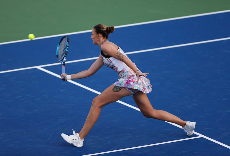 Photos WTA Day 2 action at the 2023 Dubai Duty Free Tennis
