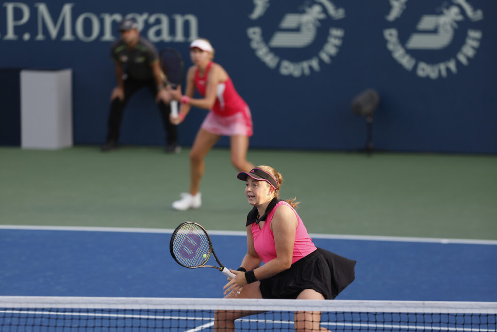 Kim Clijsters beaten by Garbine Muguruza at WTA Dubai Duty Free