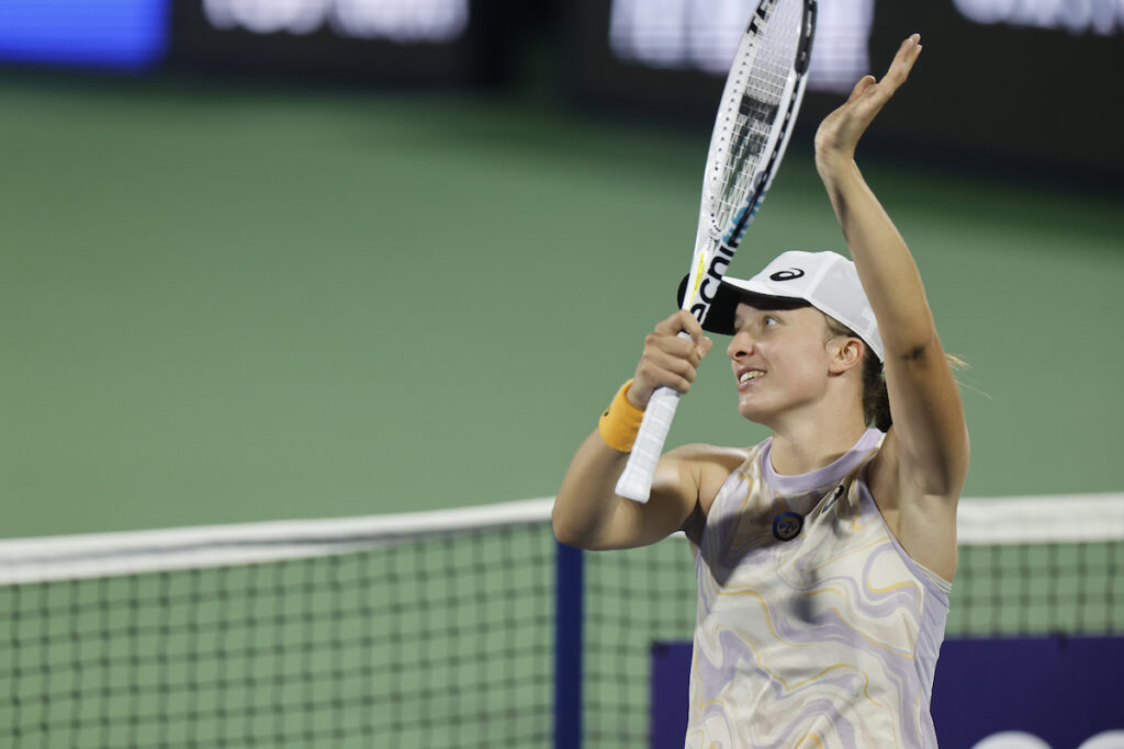 Swiatek defeats Gauff again, advances to Dubai final