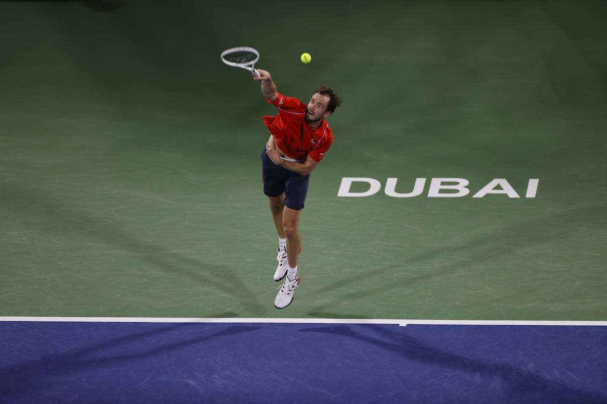 Highlights: Medvedev vs. Djokovic – SF – 2023 Dubai Duty Free