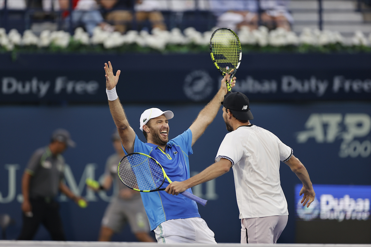 In preparation for the Dubai Duty Free Men's Open, tennis legend Photo  d'actualité - Getty Images