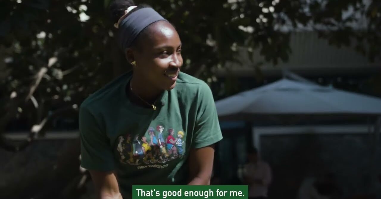 Coco Gauff plays golf pong