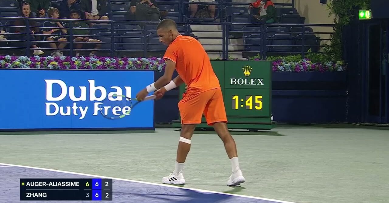 ATP player prepares to serve during R1 match